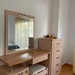 Sun Apartment *