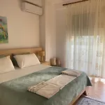 Sun Apartment *